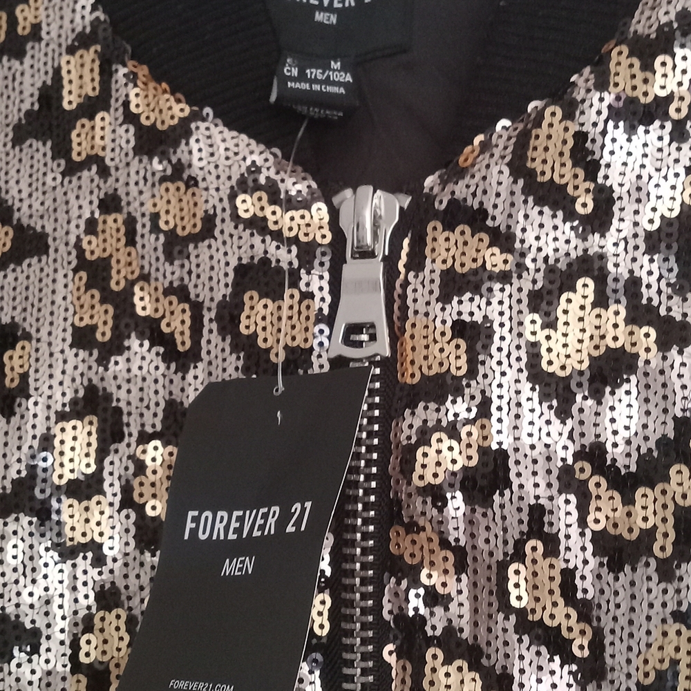Sequin Leopard Print Bomber Jacket NWT - image 4